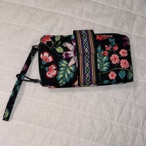 Vera Bradley Iconic RFID Black Multi Quilted Wallet Wristlet Vines Floral